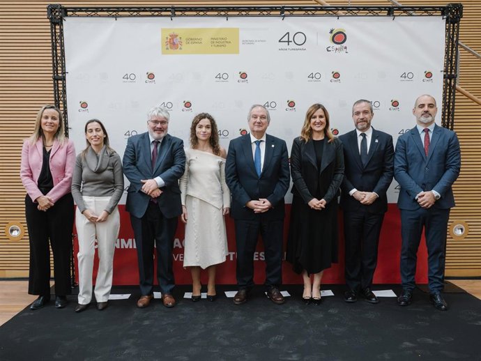 Acto central del 40º aniversario de la creación de Turespaña en Valencia.