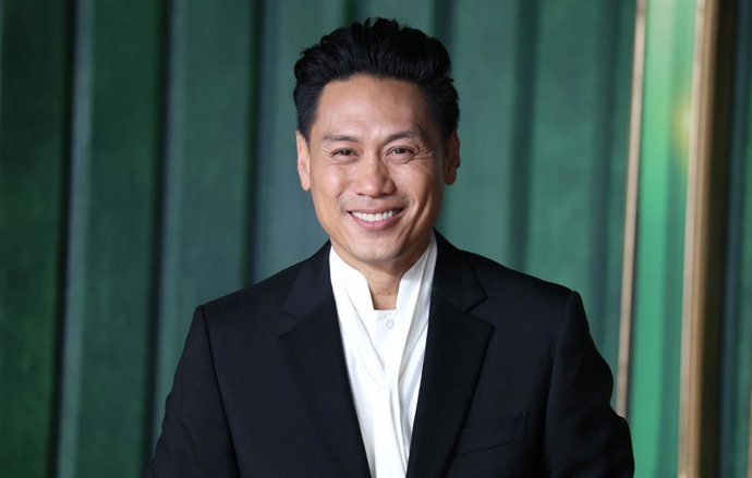 Jon M. Chu, director de Wicked, ficha por Paramount