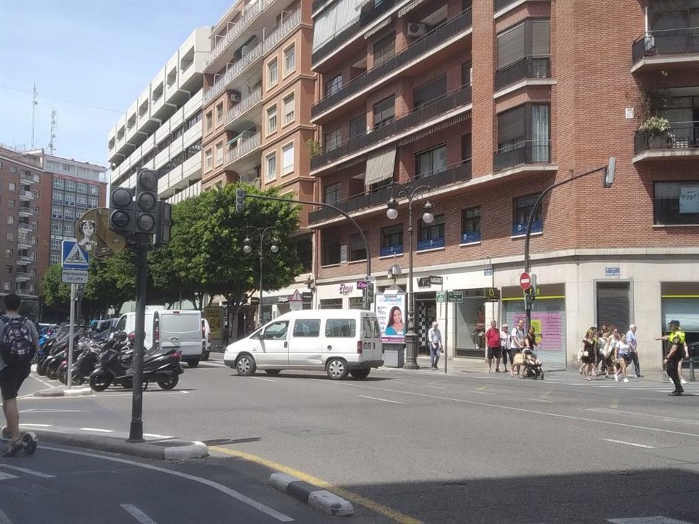 Archivo - Imagen de archivo de la calle Colón de Valncia. 