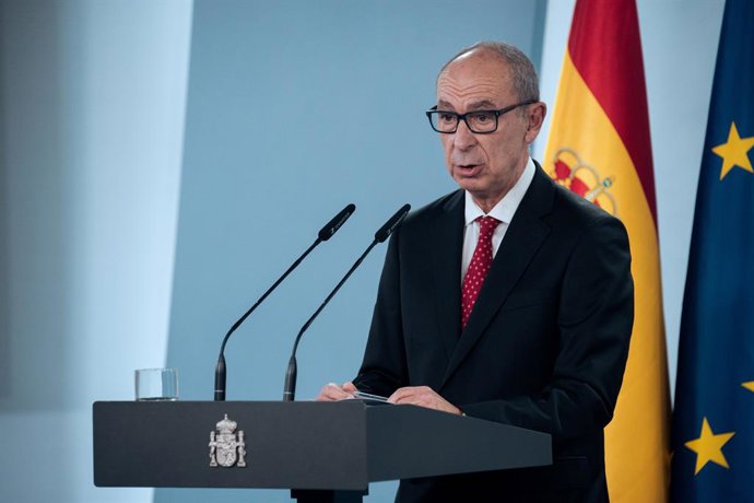 Archivo - El subsecretario de Agricultura, Pesca y Alimentación, Ernesto Abati, durante su comparecencia de prensa, en el Complejo de la Moncloa, en Madrid (España)