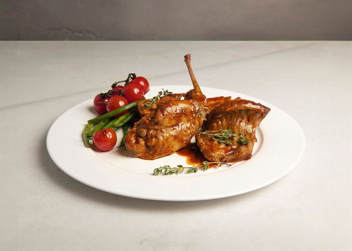 Carne de conejo en adobo