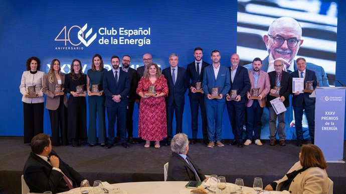 Enerclub entrega sus XXXV Premios de la Energía, que reconocen labor de los profesionales de la comunicación