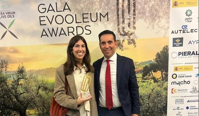 El diputado de Servicios Públicos Supramunicipales de la Diputación de Sevilla, Gonzalo Domínguez, en la gala de los Premios Internacionales a la Calidad del Aceite de Oliva Virgen Extra