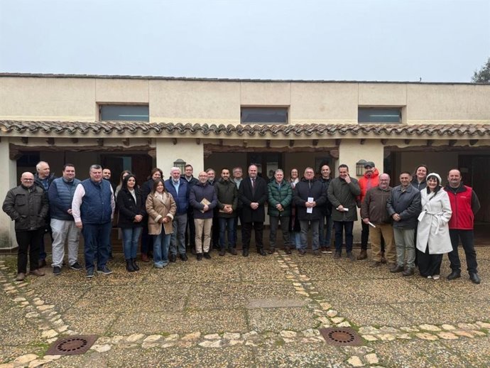 Firma de ayudas Leader celebrada en el Museo Etnográfico de El Ballestero.