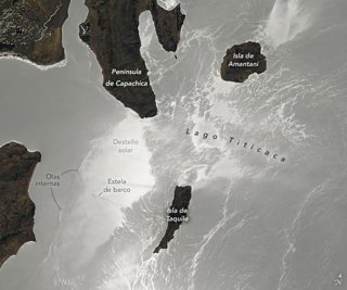 Un astronauta a bordo de la Estación Espacial Internacional capturó esta fotografía detallada del extremo sur del lago Titicaca