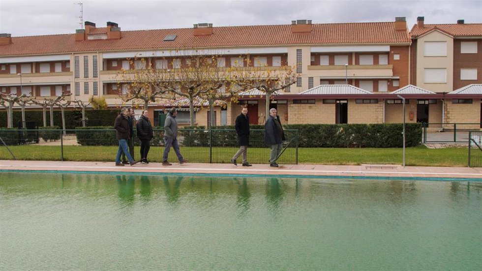 Invertidos más de medio millón de euros en las obras de mejora de las piscinas de Cuzcurrita de Río Tirón