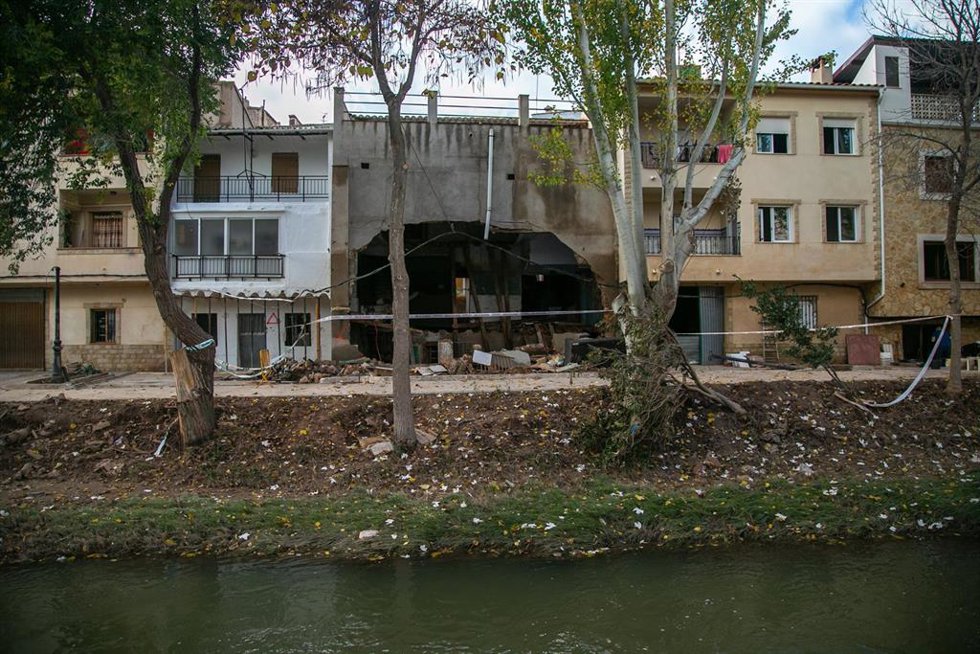 Archivo - Localidad de Mira afectada por la DANA.