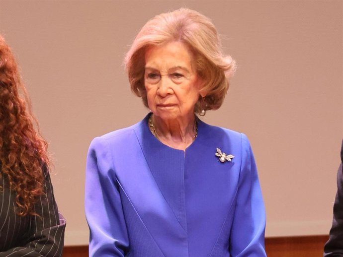 La Reina Sofía entrega el 'IV Premio Nacional Palarq de Arqueología y Paleontología' en el Museo Arqueológico Nacional.
