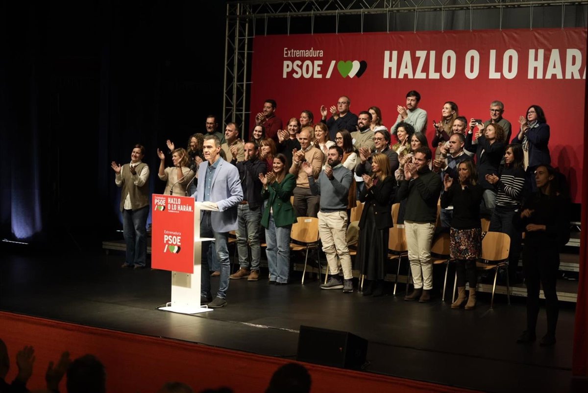 Sánchez dice que Guardiola merece perder las elecciones del 21D por no defender los intereses de los extremeños