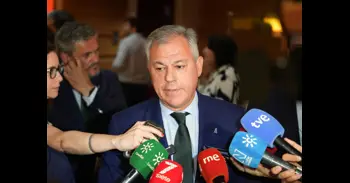 El alcalde de Sevilla asegura que "hará todo lo posible para que una empresa sevillana se quede con Torre Sevilla"