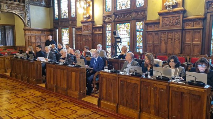 Comparecencia del equipo de Salud en la comisión de Presupuestos.