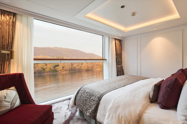 Riverside Luxury Cruises