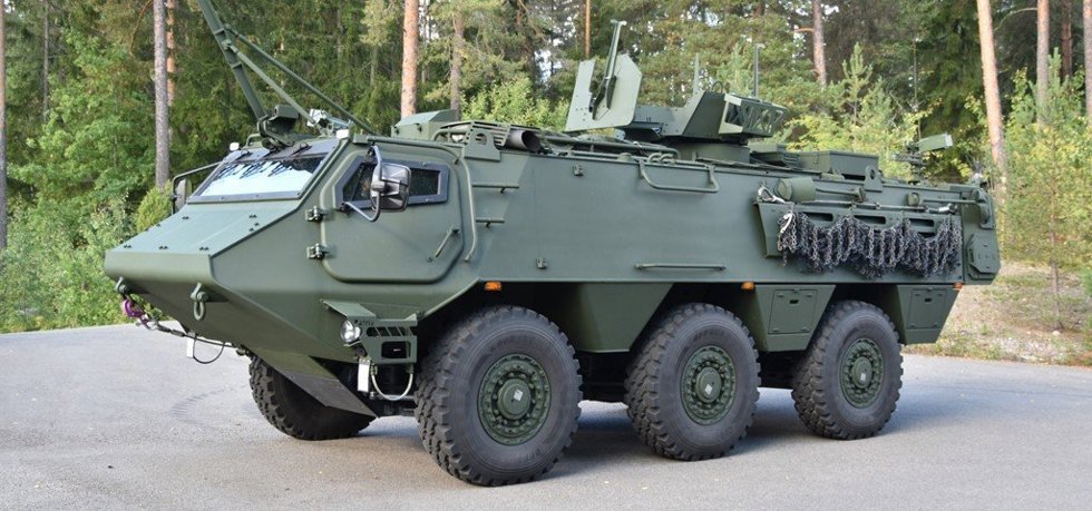 Archivo - Un blindado Patria 6x6