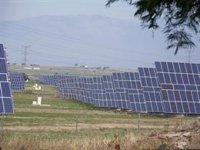 Vox celebra haber puesto freno a la instalación "masiva" de energías renovables prevista en el decreto de aceleración