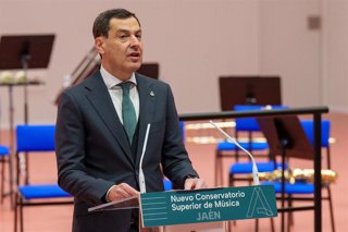 El presidente de la Junta de Andalucía, Juanma Moreno, en la inauguración del Conservatorio Superior de Música Andrés de Vandelvira