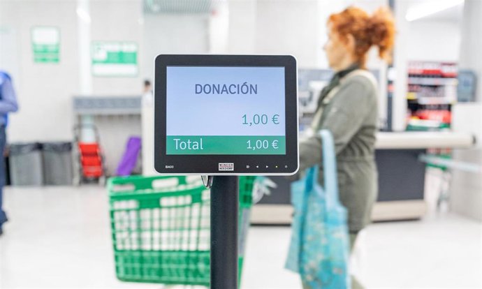 Los clientes de Mercadona en CyL donan 162.230 euros al Banco de Alimentos