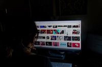 Bruselas da por buenos los cambios de TikTok para corregir falta de transparencia en su registro de anuncios
