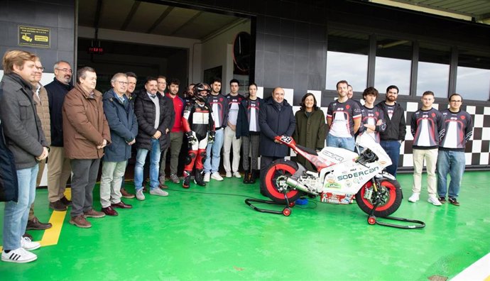 La UC clausura la VIII edición de MotoStudent con una demostración del prototipo