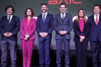 Montero valora el potencial de España como fabricante automovilístico con una industria que amplía "cuotas de mercado"