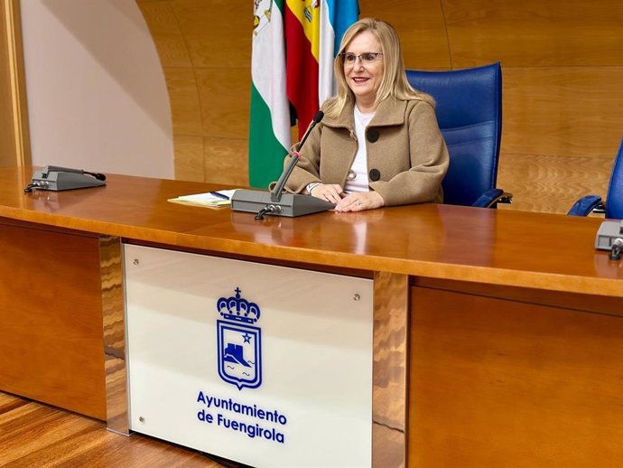 La alcaldesa de Fuengirola, Ana Mula, durante el Pleno del Estado de la Ciudad.