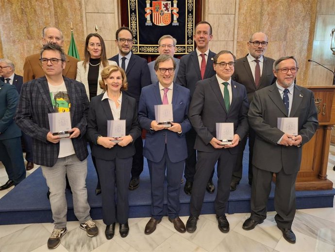 Homenajeados en los actos por el 47º aniversario de la Constitución Española en Almería.