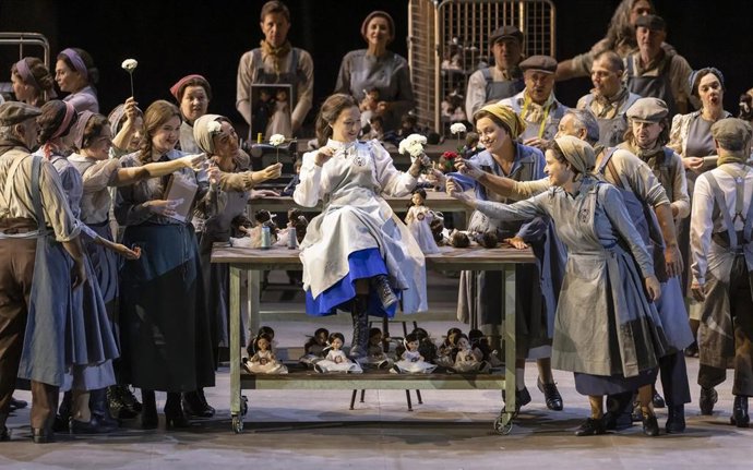 Sir Mark Elder dirige en Les Arts una 'Luisa Miller' que "revela la vida interior" de la ópera de Verdi