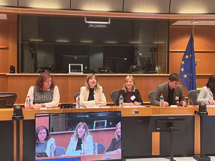 La consejera de Interior, Función Pública y Justicia, Amparo López, durante la jornada sobre mediación y justicia restaurativa que tuvo lugar en el Parlamento Europeo, en Bruselas.