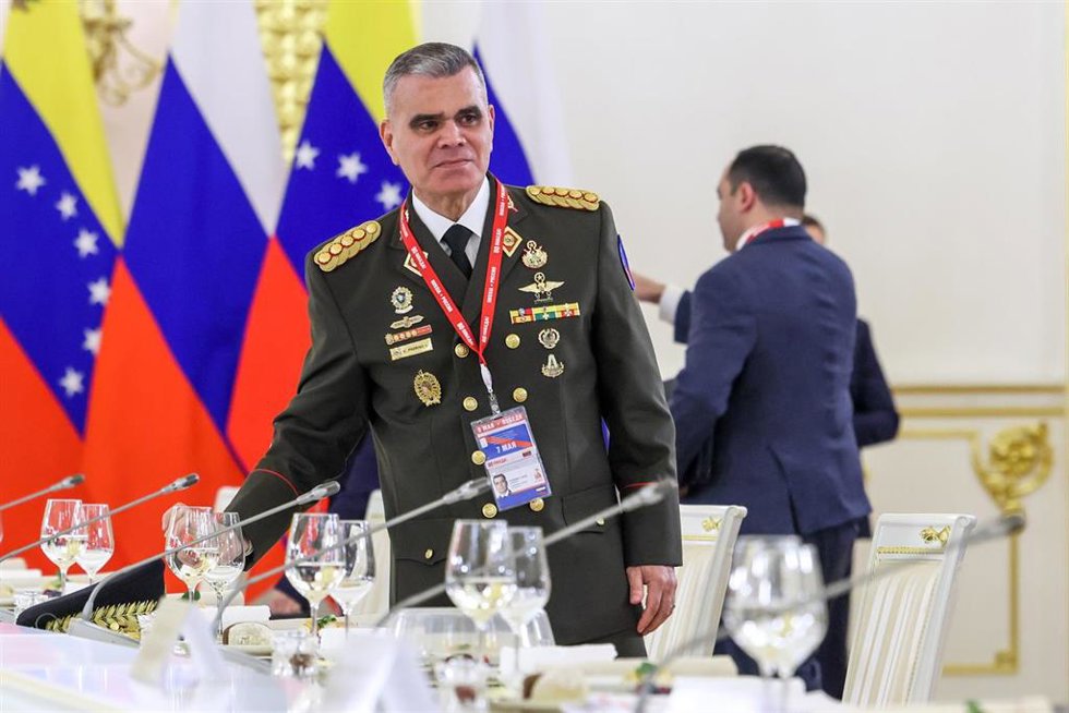 Archivo -  El ministro de Defensa de Venezuela, Vladimir Padrino