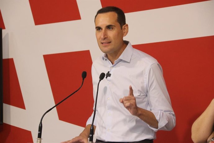 Archivo - El secretario general del PSOE de Jaén, Juan Latorre.