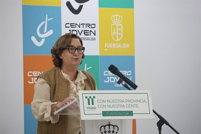 La presidneta de la Diputación, Concepción Cedillo, durante el acto inaugural del centro.