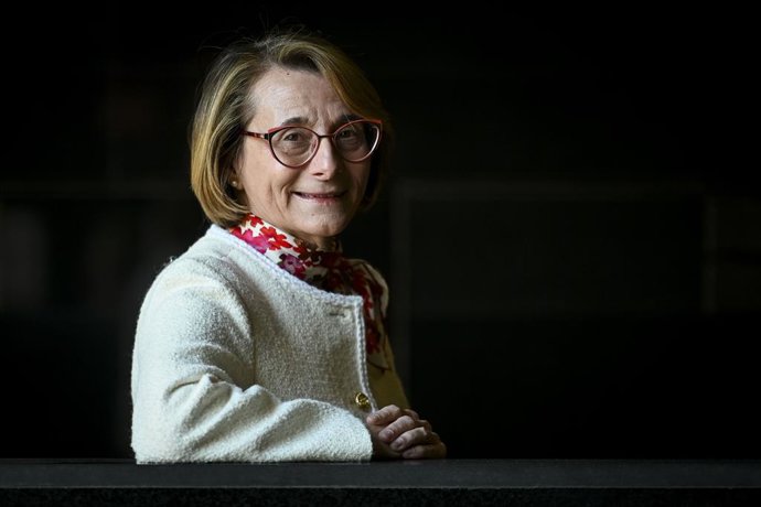 La presidenta de la Conferencia de Rectores de las Universidades Españolas (CRUE), Eva Alcón, en una entrevista a Europa Press