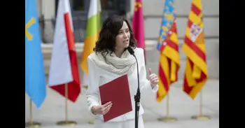 Ayuso reprende a Sánchez por "poner en tela de juicio" el sistema sanitario y a profesionales del Hospital de Torrejón