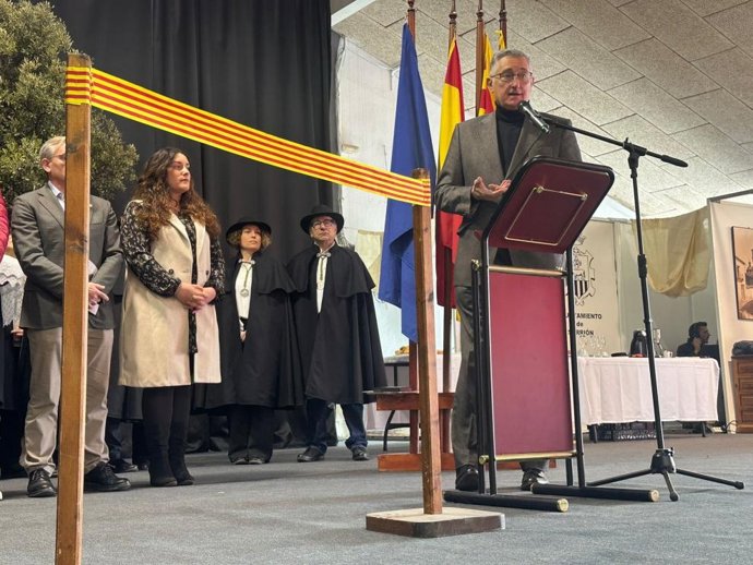 Blasco, en la apertura de la Feria de Sarrión.