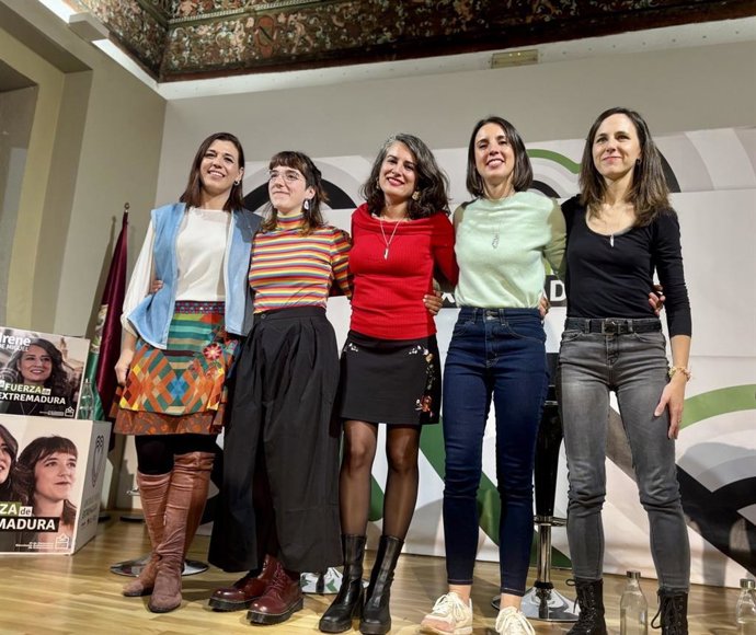 21D.- Irene Montero plantea por qué PSOE, PP y Vox "celebran la Constitución, si luego no la cumplen"