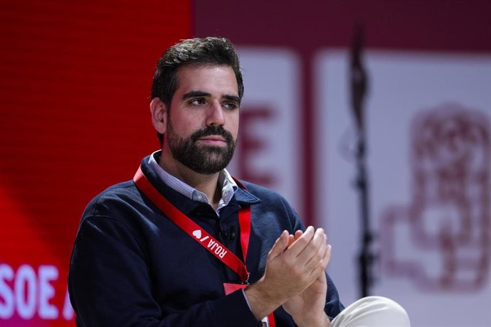 Archivo - El secretario general de Juventudes Socialistas de España, Víctor Camino