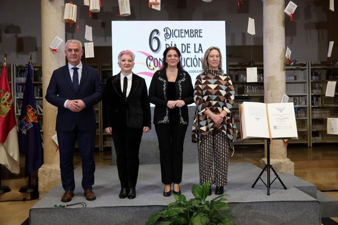 Acto institucional por el Día de la Constitución en Guadalajara.