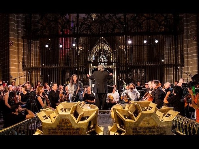 El Teatro Auditorio de San Lorenzo de El Escorial acoge el estreno mundial de la misa flamenca Así reza mi pueblo