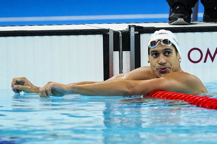 Archivo - Hugo Gonzalez de Oliveira, da Espanha, compete durante a final masculina dos 200m costas da natação na Paris La Defense Arena durante os Jogos Olímpicos de Paris 2024 em 1º de agosto de 2024 em Paris, França.