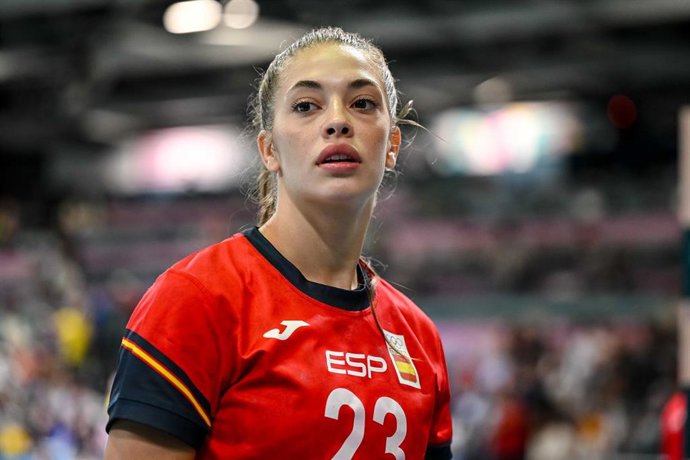 Archivo - Paula Arcos, en un partido con la selección española.