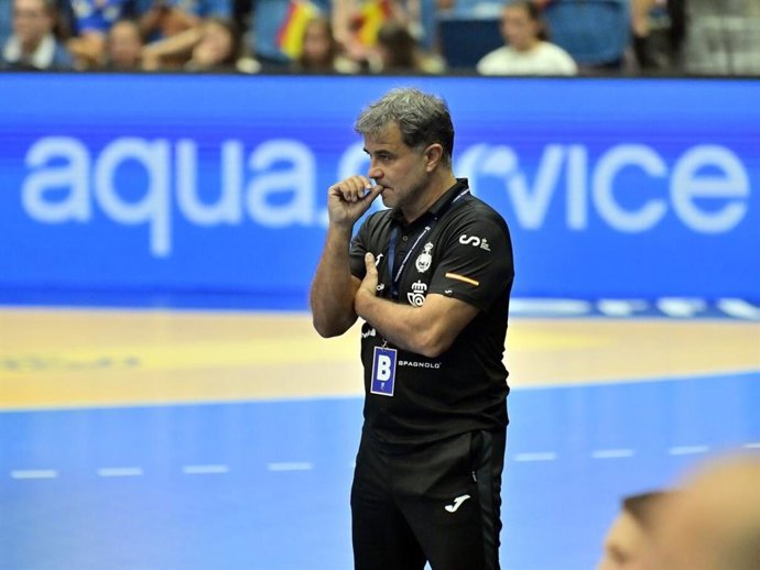 Balonmano/Selección.- Ambros Martín: "Este año hemos evolucionado considerablemente y hay que mostrarlo en el Mundial"