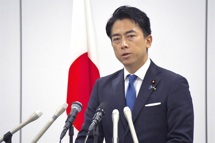 Archivo - 20 de setembro de 2025, Tóquio, Tóquio, Japão: Shinjiro Koizumi em uma coletiva de imprensa sobre sua candidatura para a eleição presidencial do Partido Liberal Democrático, no poder. Tóquio, 20 de setembro de 2025