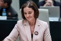 El PSOE idea un Defensor de la Ciudadanía en Madrid, un Comisionado de Políticas LGTBIQ+ y ampliar el JOBO hasta los 30