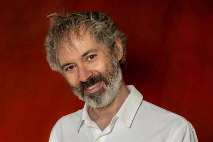 Archivo - El pianista y  escritor James Rhodes posa para Europa Press, a 26 de septiembre de 2025, en Madrid (España).