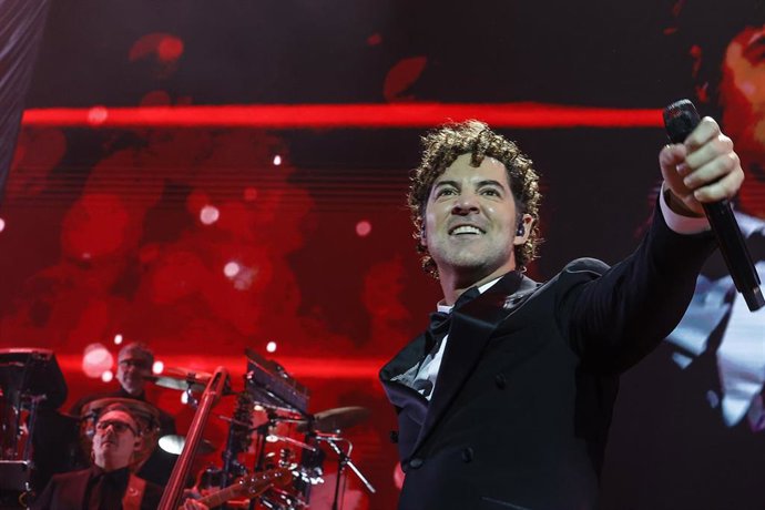 David Bisbal llena de Navidad el Roig Arena