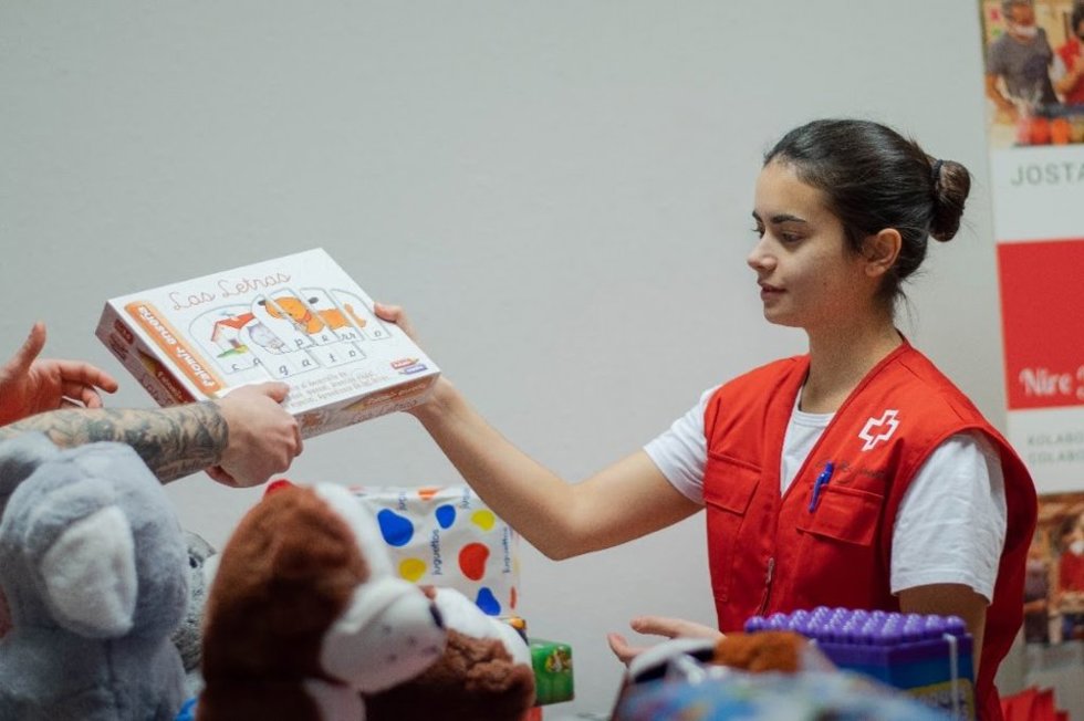 Cruz Roja Juventud quiere entregar juguetes a 65.000 menores este año, con su iniciativa 'El Juguete Educativo'