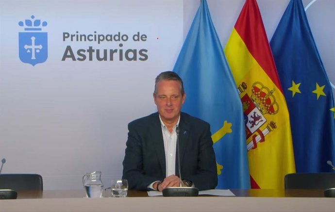 El consejero de Medio Rural y Política Agraria, Marcelino Marcos, informa en rueda de prensa sobre el proyecto de presupuestos de su departamento para 2026