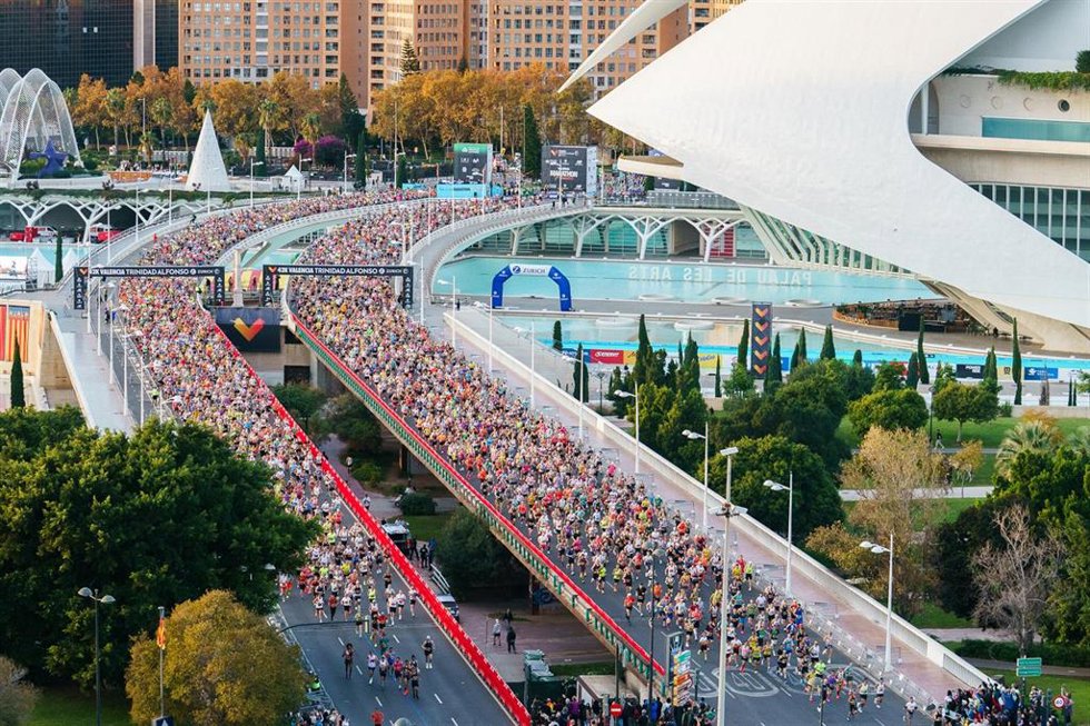 Salida de la Maratón Valencia Trinidad Alfonso