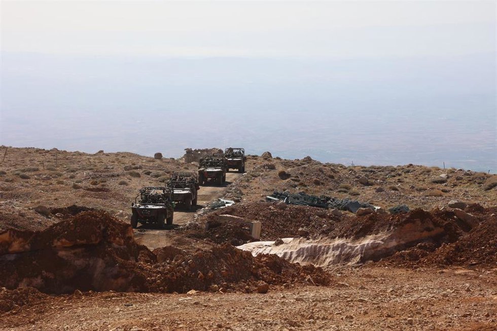 Archivo - Tropas israelíes participan en una maniobra terrestre cerca del corredor del Monte Hermón, en el sur de Siria
