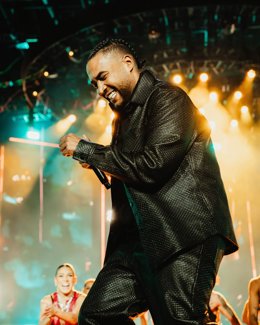 El cantante puertorriqueño Don Omar durante uno de sus recientes conciertos en 2025