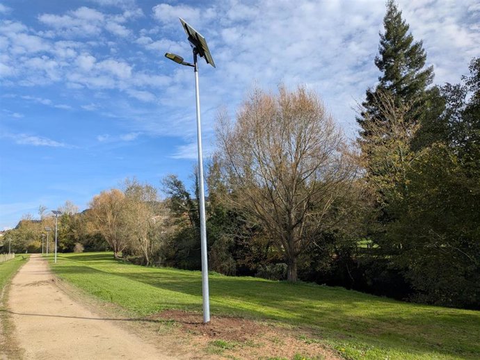 Senda en el Río Linares, en Villaviciosa